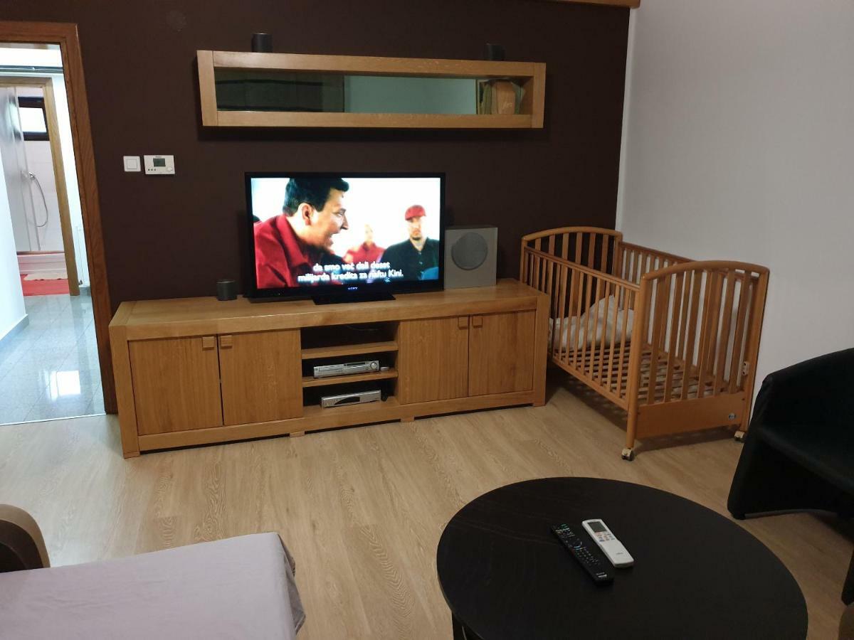 Apartman Max 2 Biskupec Zelinski Εξωτερικό φωτογραφία